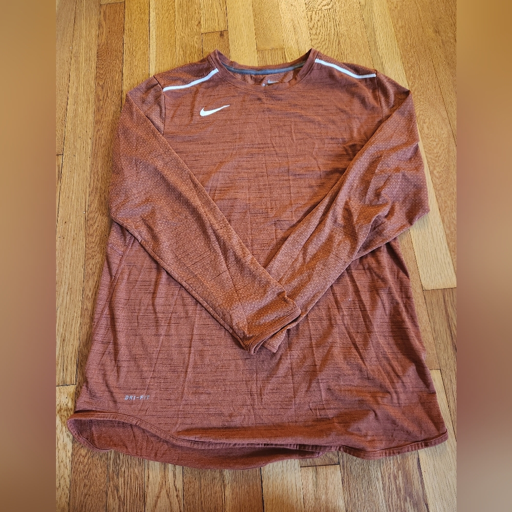 Nike DriFit Men's Long Sleeve Shirt L